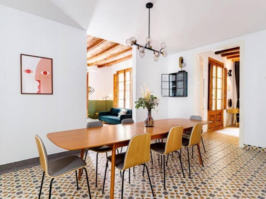 Spacious Apartment In The Gothic Barcellona Esterno foto